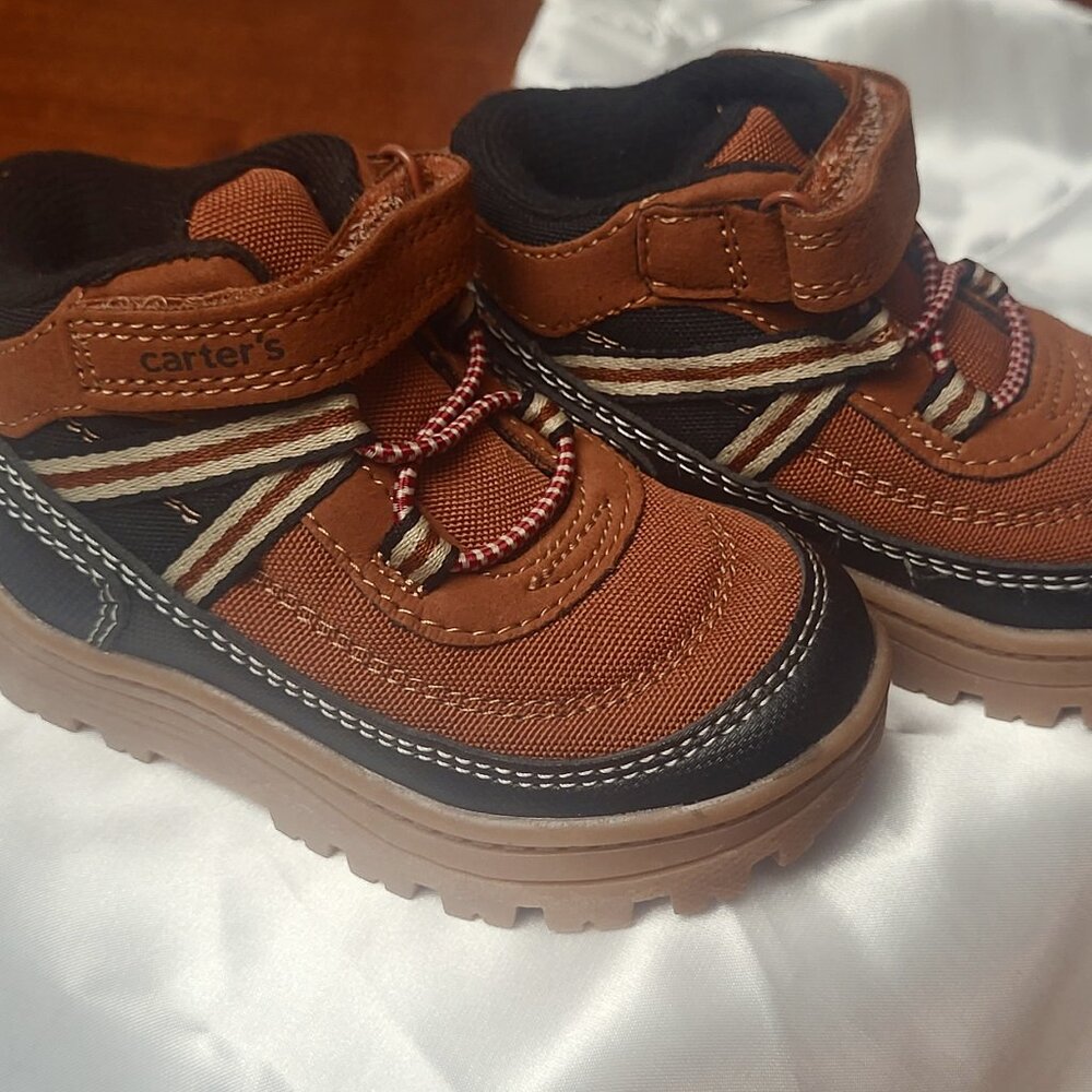 Carter’s ~ Sz 6 ~ Fashion Hiker Boots ~ NWT / Box